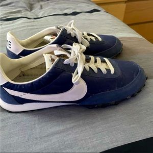 COPY - Nike Waffle Racer J Crew Size 9